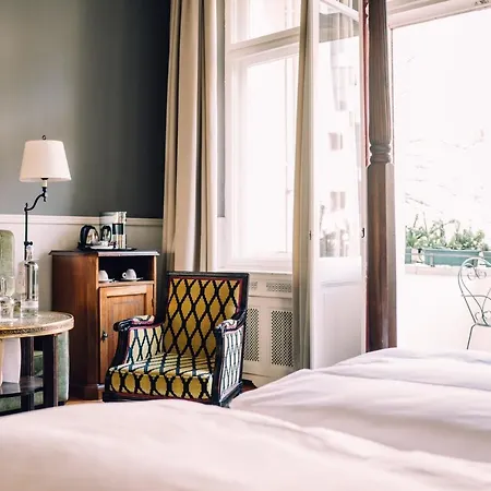 Henri Kurfürstendamm 4*