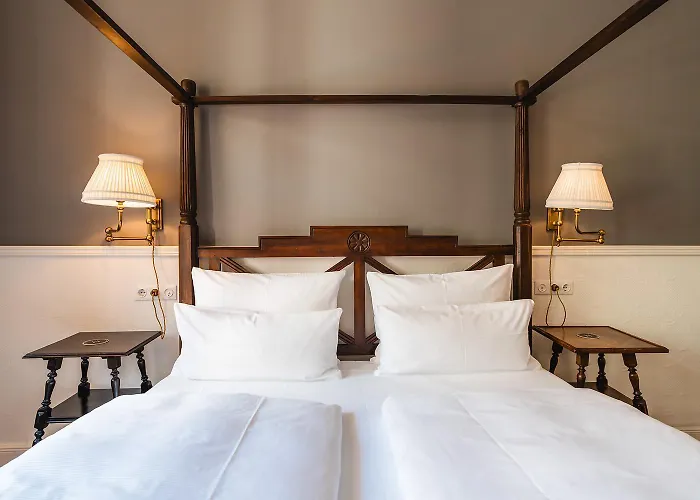 Henri Kurfuerstendamm Hotel 4*