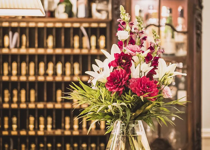 Henri Kurfuerstendamm 4*