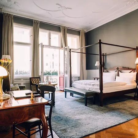 Henri Kurfuerstendamm Отель 4*