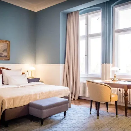 Henri Kurfuerstendamm 4* Berlin