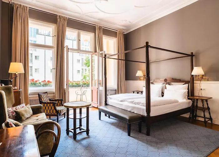 Henri Kurfuerstendamm 4* Berlijn