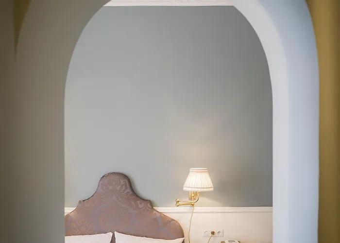 Henri Kurfuerstendamm Hotel