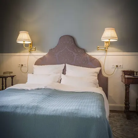 Hotel Henri 4*