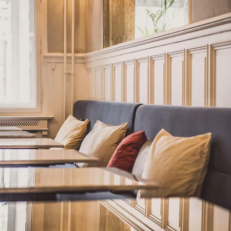 Henri Kurfuerstendamm ベルリン