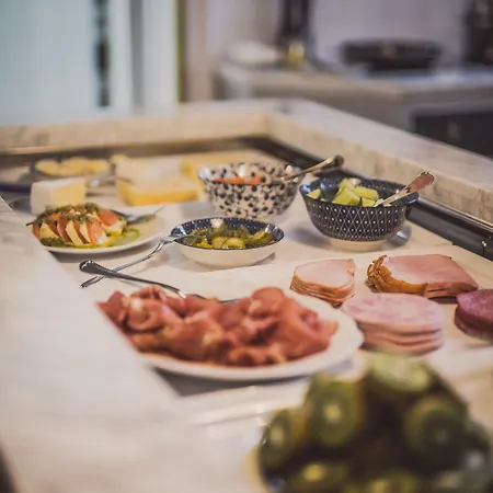 Henri Kurfuerstendamm ホテル 4*